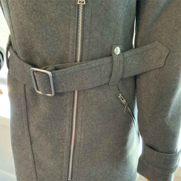 EXPRESS Buckle Belt Coat NWT - Picture 7 of 7